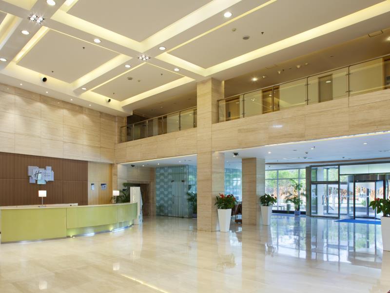 Holiday Inn Express Tianjin Airport By Ihg Exterior photo